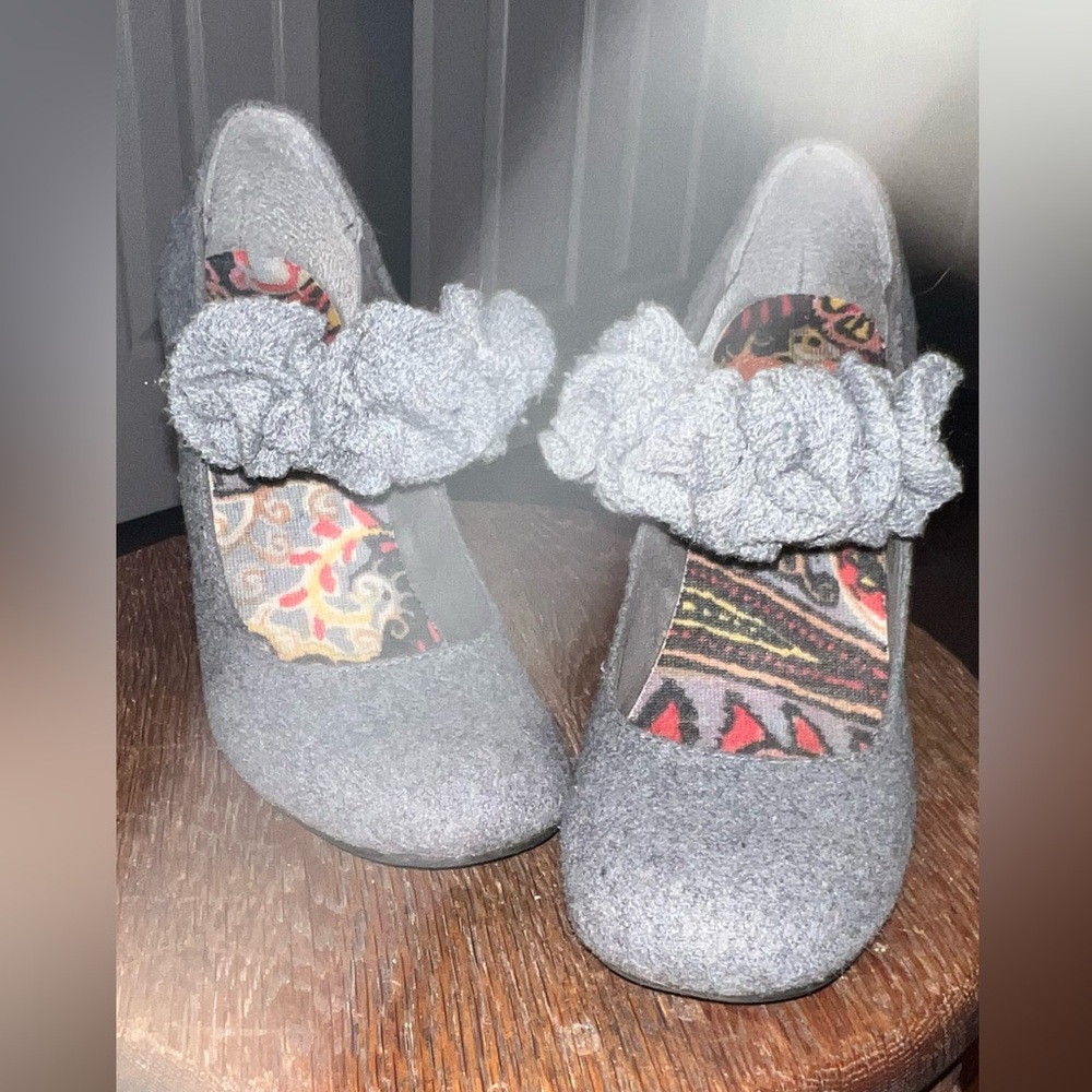 Rocket Dog Heels Grey